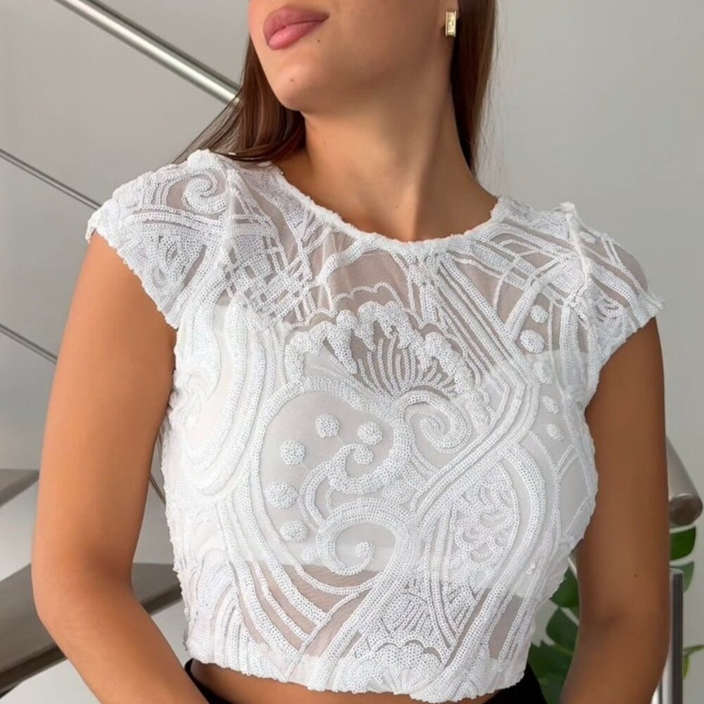 White Sequin Crop Top – One Size (Size Small) - Picture 2 of 4